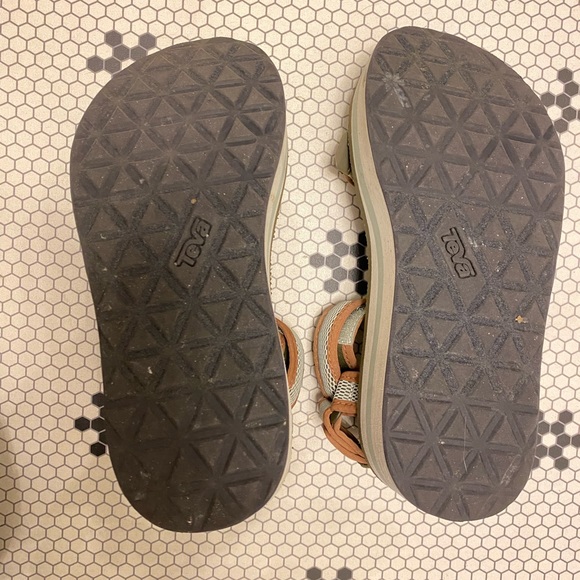 Teva Women's Flatform Mesh Sandals - Dark Olive/Sea Foam size 6 - Picture 7 of 8